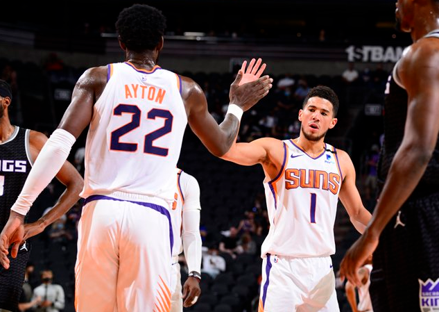 艾顿统治内线太阳轻取魔术,菲尼克斯继续追赶前列  艾顿统治内线太阳轻取魔术,菲尼克斯继续追赶前列